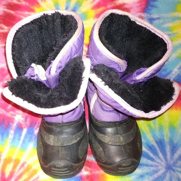 Little girls size 11-12 Winter Boots - Picture 1 of 3